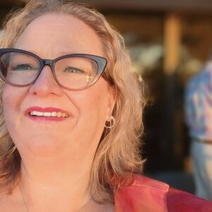 Meet your Posher, Tina